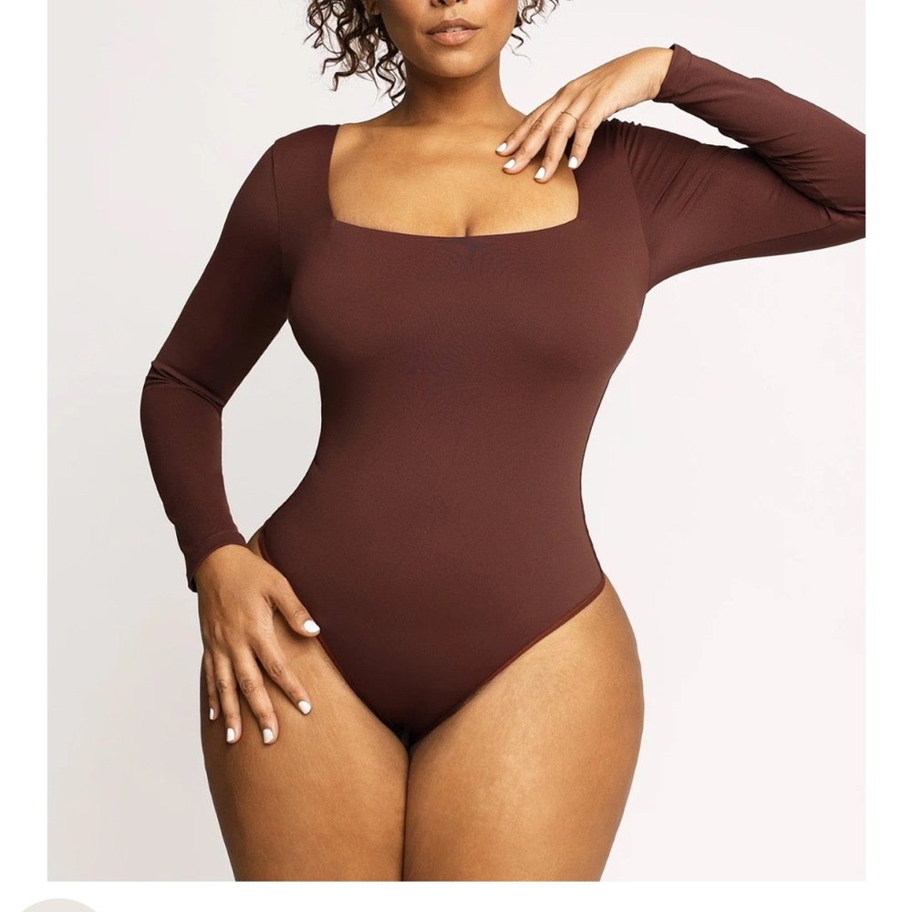 Popilush Shapewear Bodysuit Contour Long Sleeve Square Neck size S